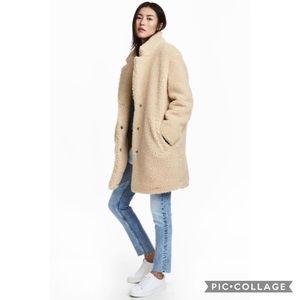 Manteau court en peluche